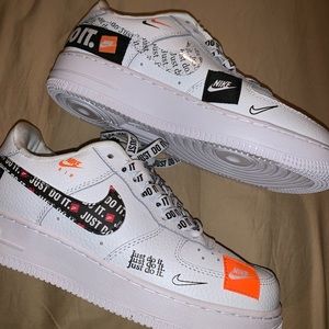 Air Force 1 low “just do it”